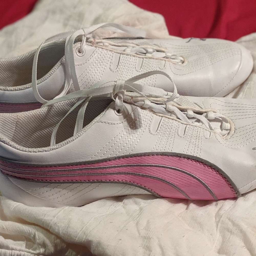 Shoes - Picture 2 of 2